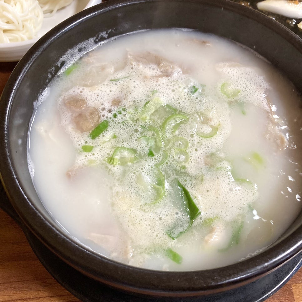 유니고기국밥 이미지
