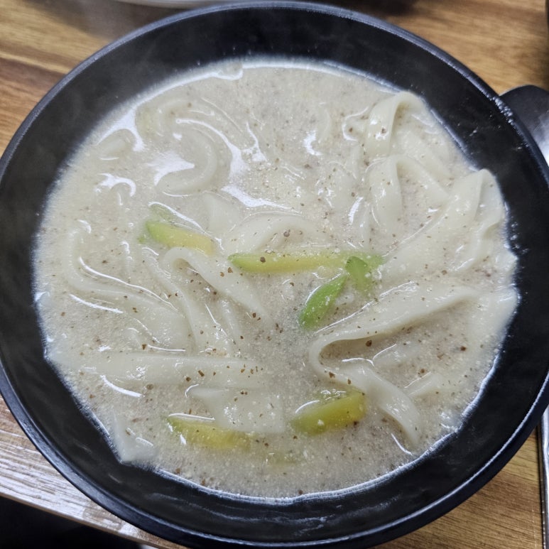 부여칼국수 이미지