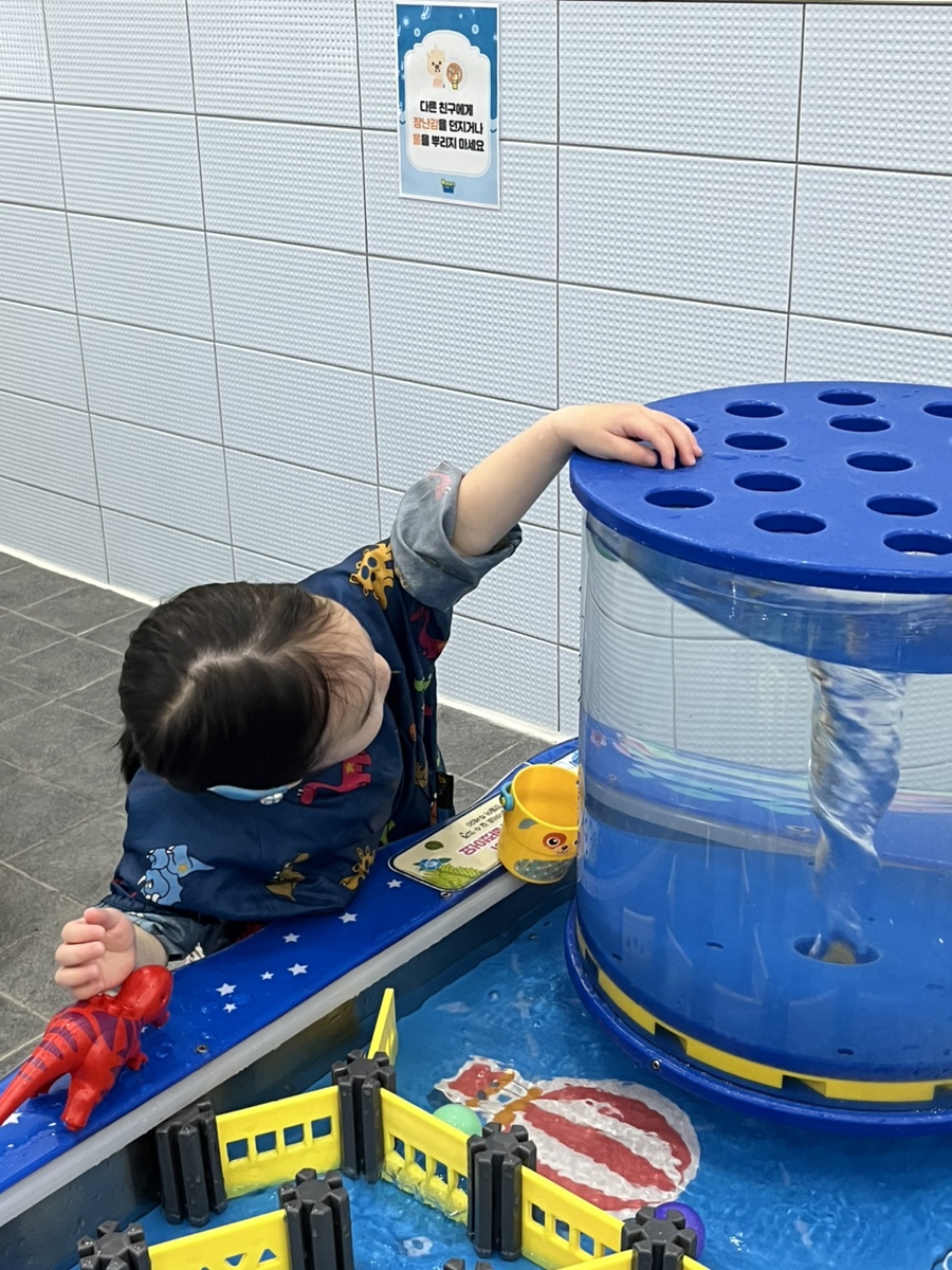 뽀로로 맘앤키즈카페 거제디큐브백화점 이미지