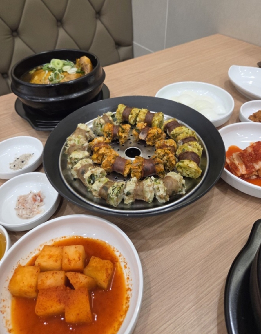 초석잠상황버섯삼계탕 이미지