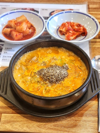 큰시장순대국 이미지