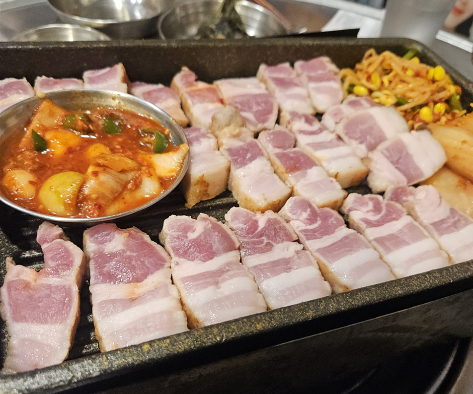 꼽사리식당 이미지