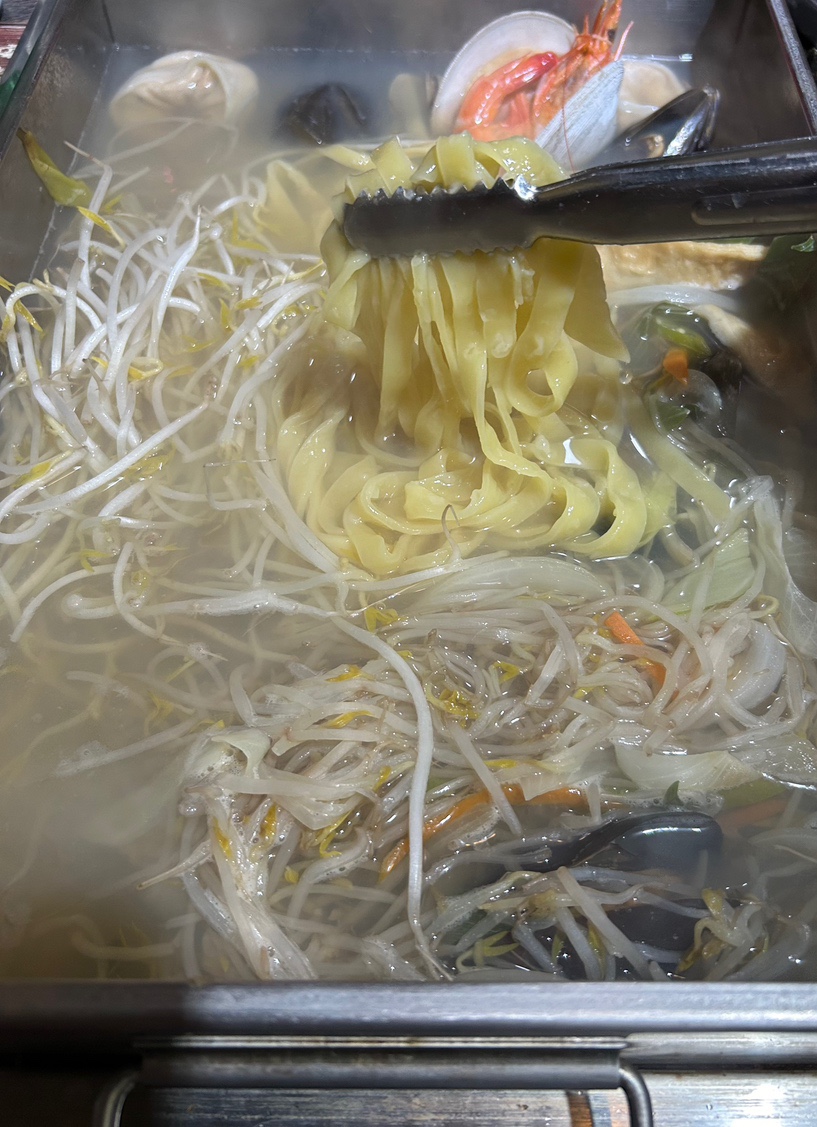 조개맛본돼지 이미지