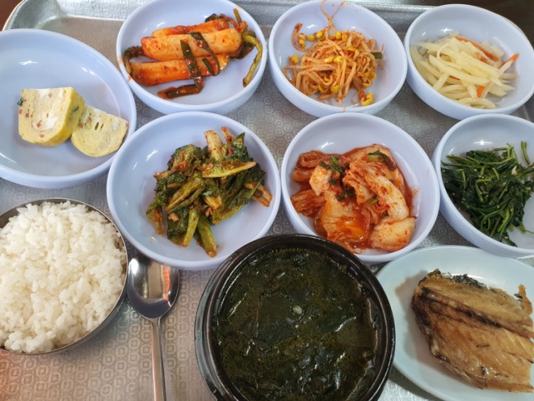 행복한금돼지 이미지