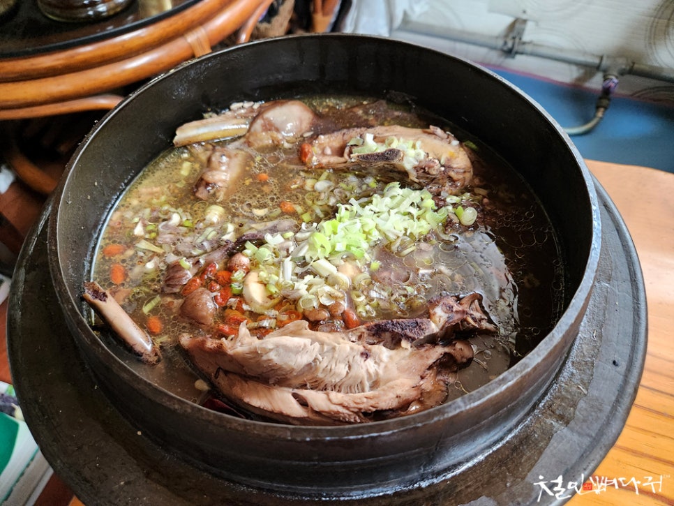 가마솥백숙 이미지