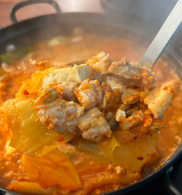 강남김치찌개 이미지
