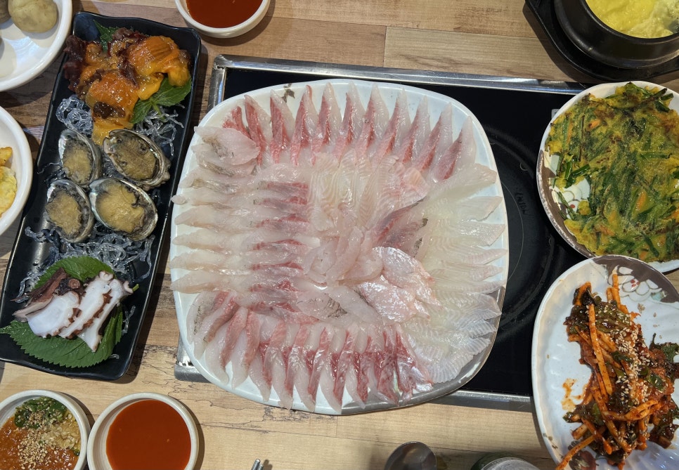 돌섬도매횟집 이미지