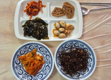 소나무숲식당 이미지