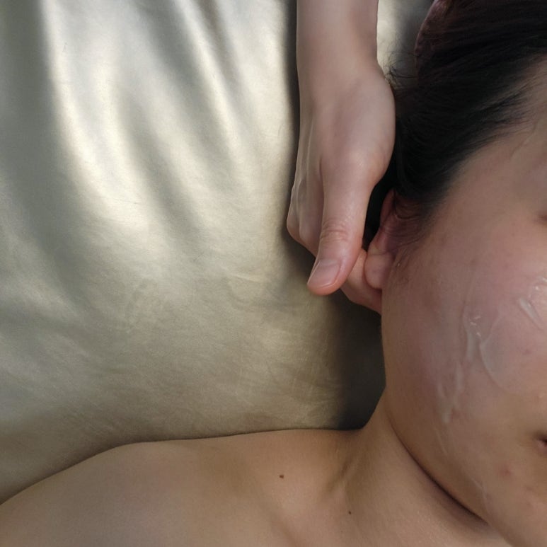 룩앳더뷰티 이미지