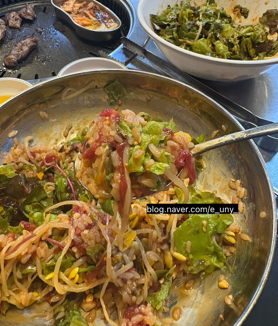돈이랑꼬꼬랑 이미지