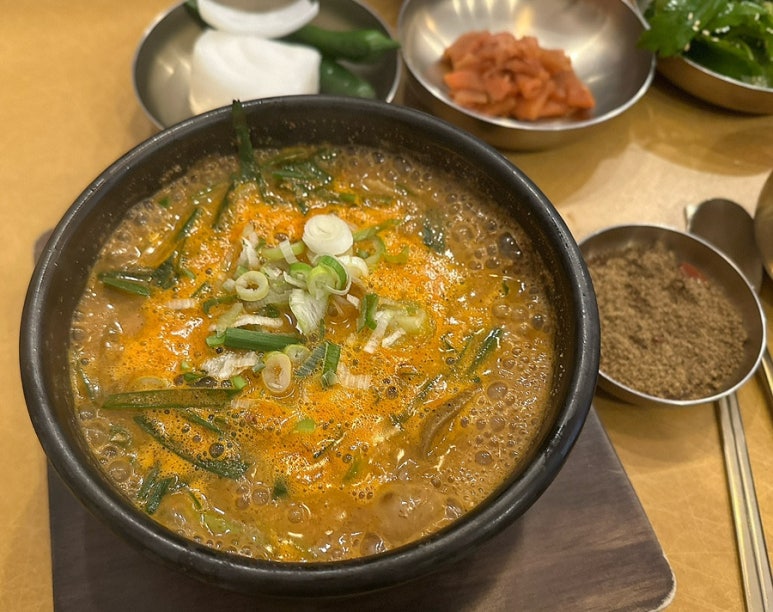 매월흑염소(산동교직영점) 이미지