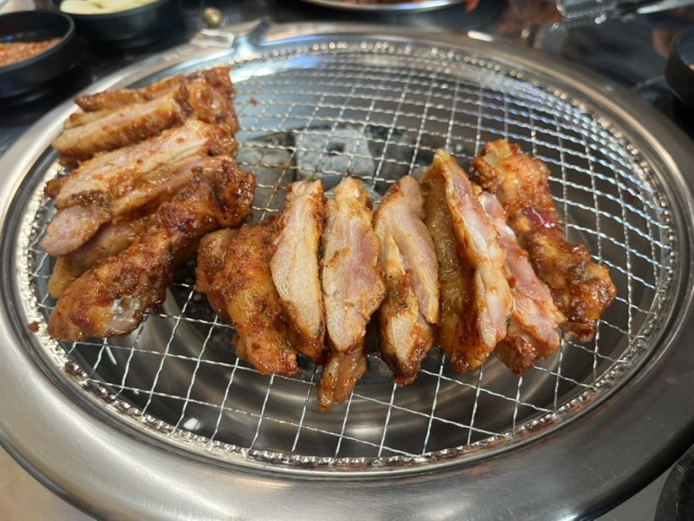 섭이네숯불닭갈비 이미지