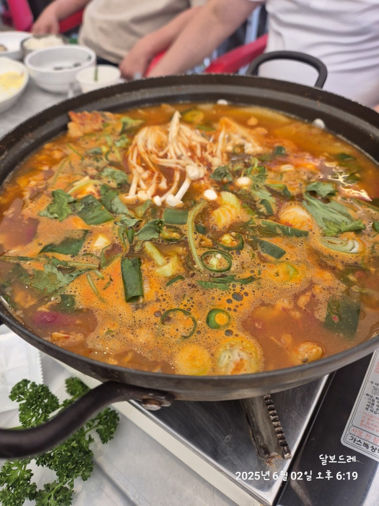 정동로100번지바닷가 이미지