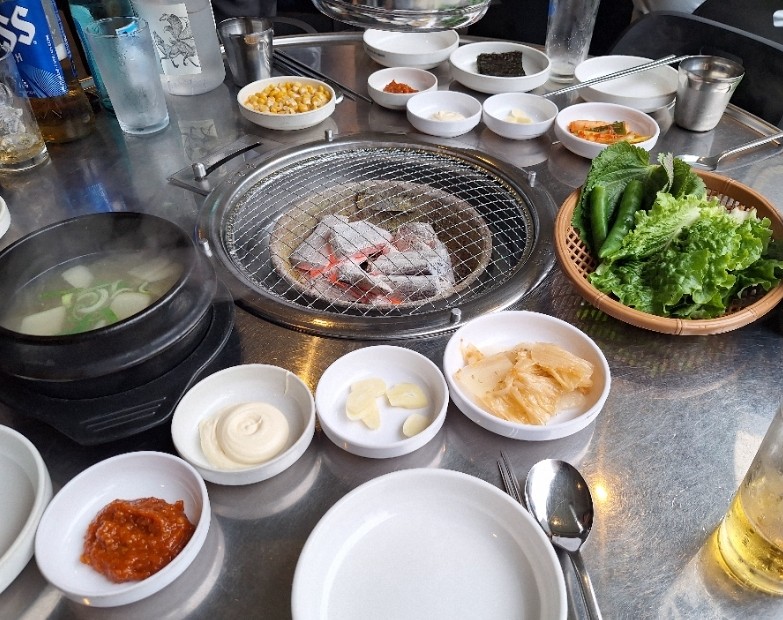 평화 숯불 쭈꾸미 이미지
