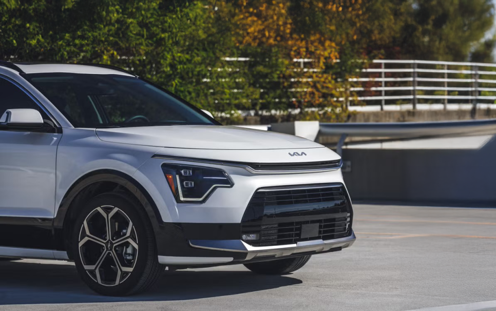 전기차 고민되면 이 차부터, 2025 기아 니로하이브리드 및 PHEV 페이스 리프트는 언제? 이미지 13