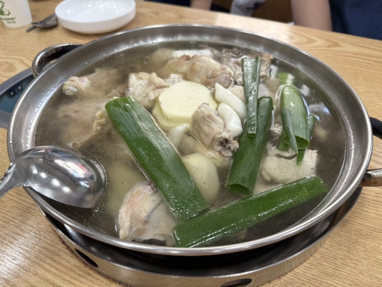 공릉동닭한마리 이미지