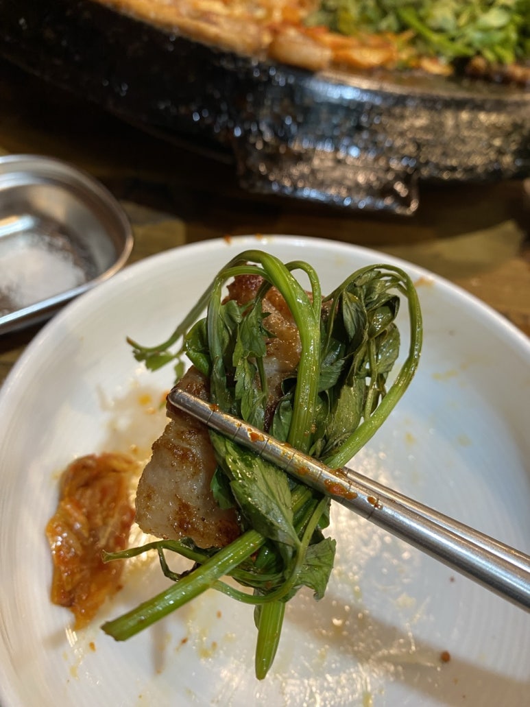 무쇠김치삼겹 이미지