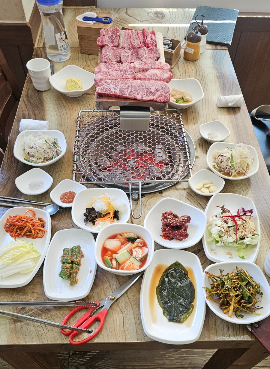 일등한우숯불구이 이미지
