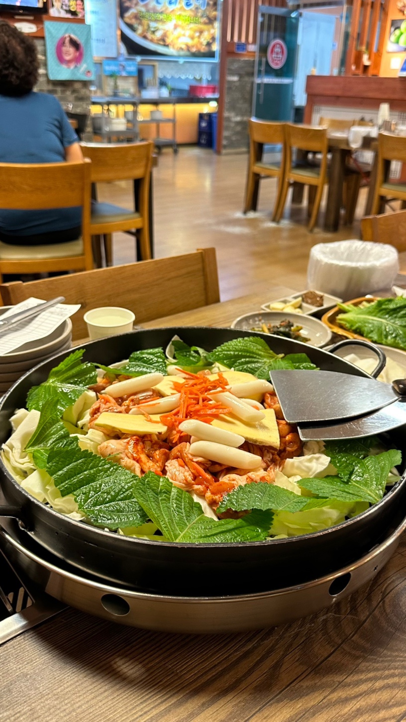 본가중앙탑막국수 이미지