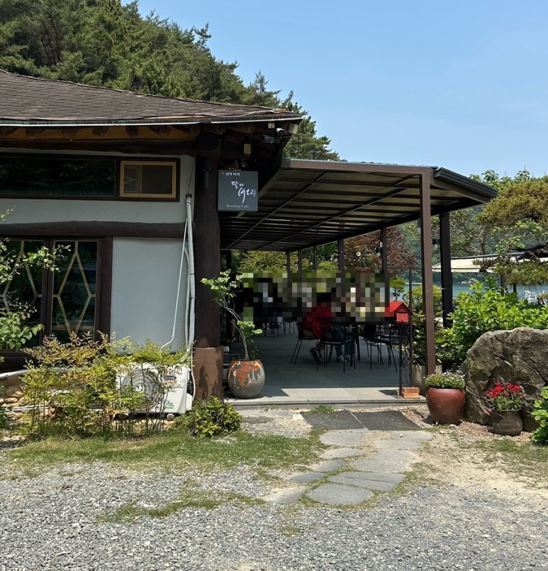 달뜨는비오리 이미지