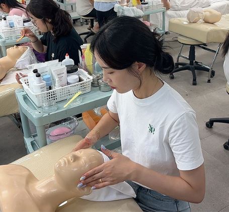 트렌미뷰티아카데미미용학원 이미지