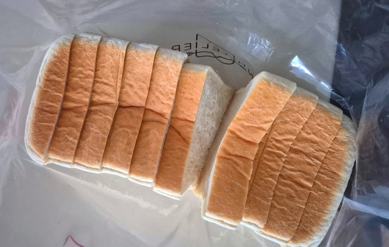 화이트리에 이미지