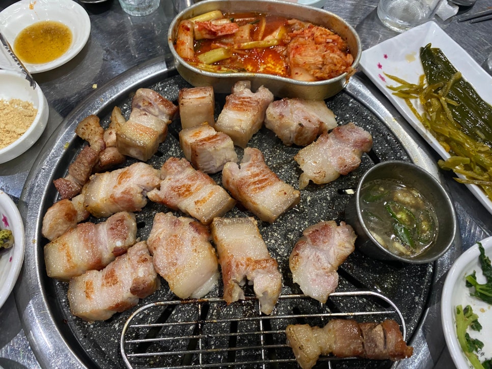 돼지몰이촌 이미지