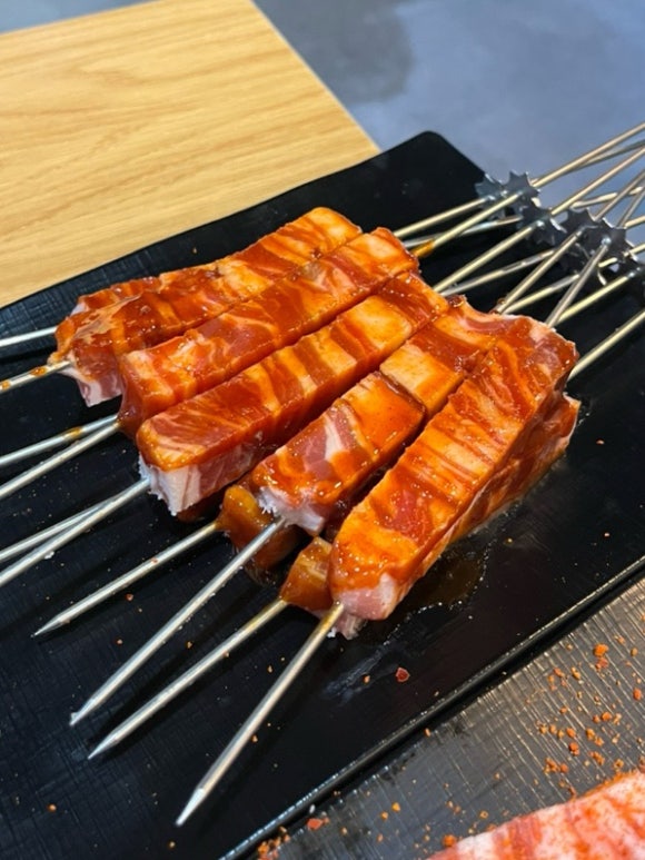 매화 램 양꼬치 이미지