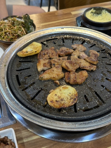 건널목연탄갈비 이미지