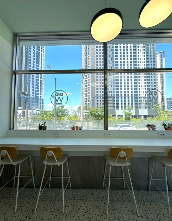 위 카페(weee cafe) 이미지