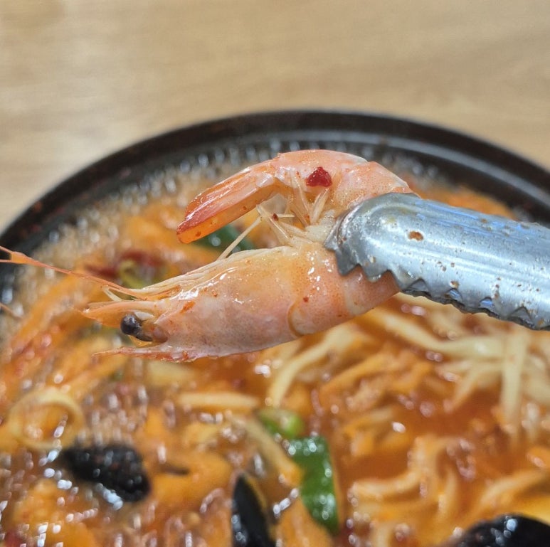 가산 칼국수 보쌈 이미지
