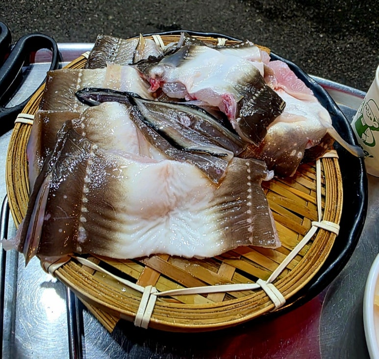 흑산도장어구이 이미지