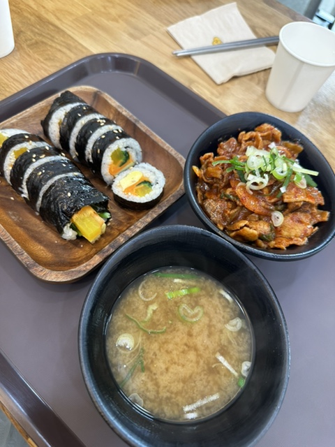 쌘김밥 이미지