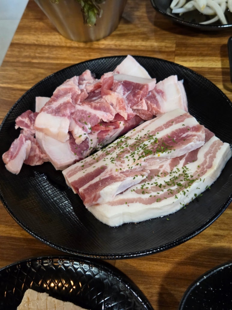 달빛고기 이미지