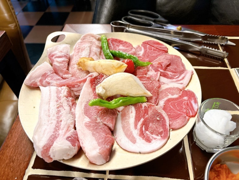 블랙돼지 이미지