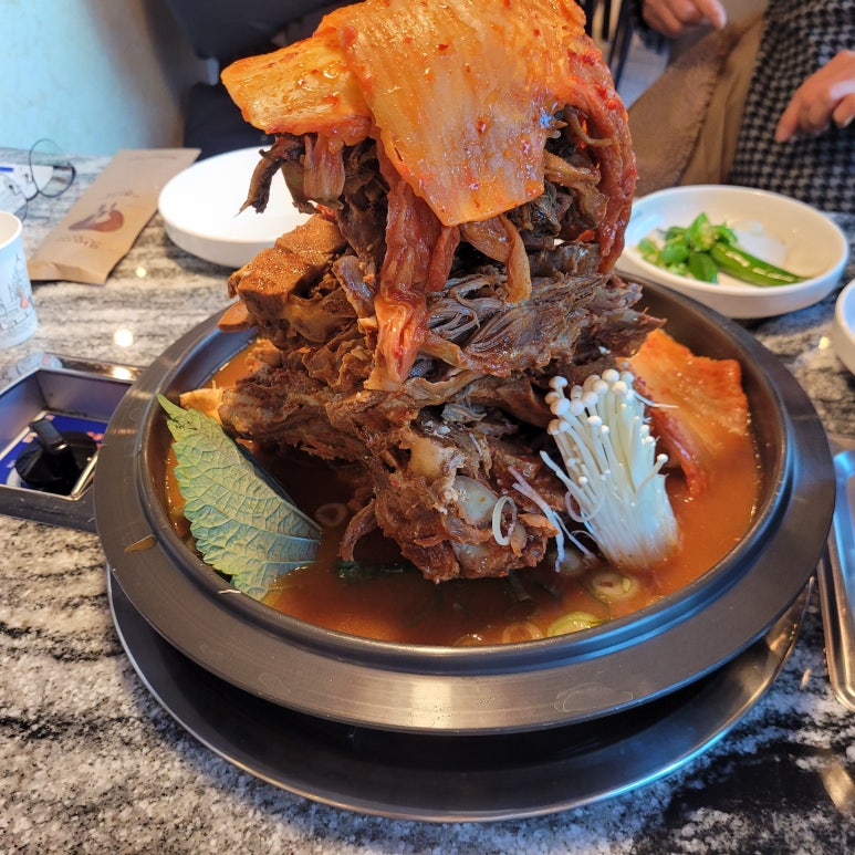 청년감자탕순대국 양산사송점 이미지