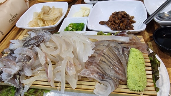 회뜨는어부가 이미지