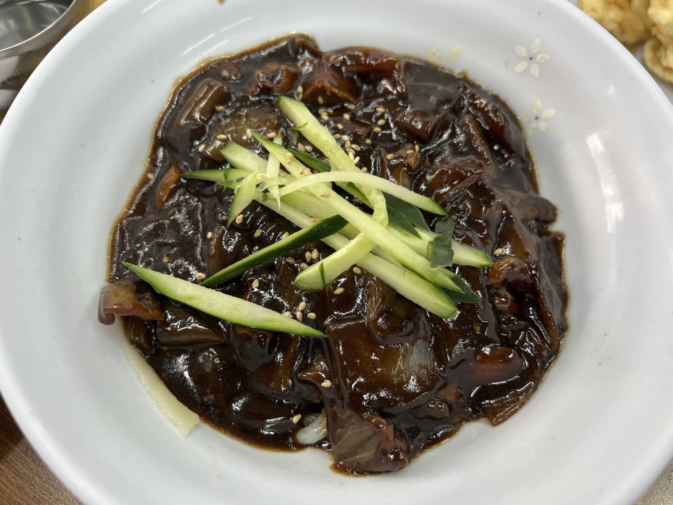 용마루손짜장 이미지