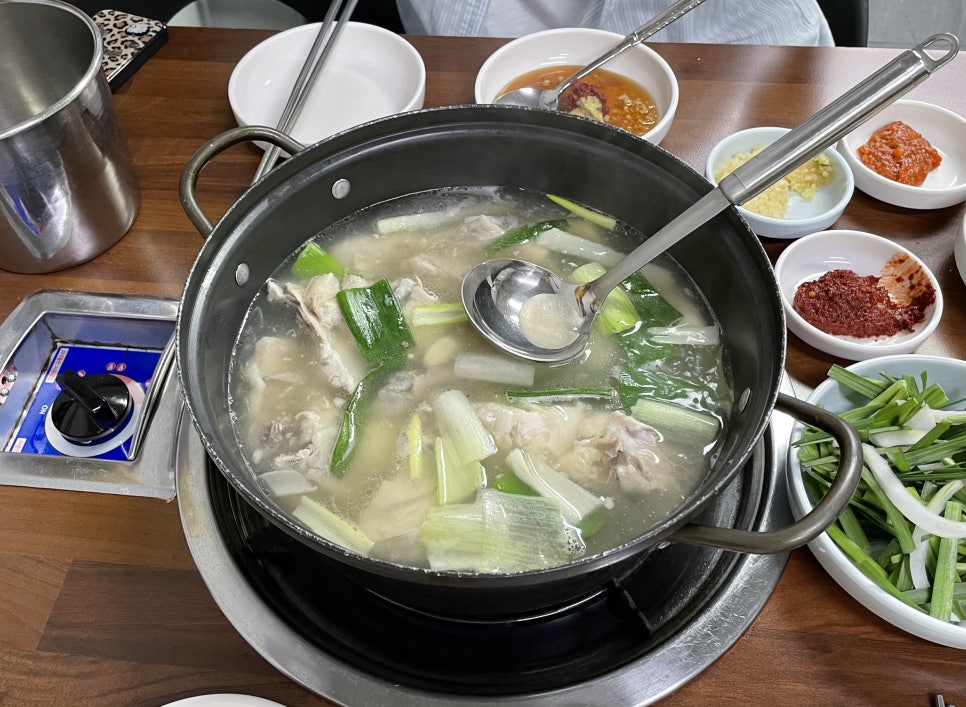 푸짐한닭한마리 이미지