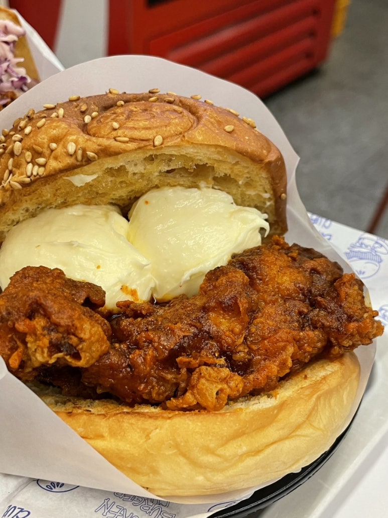 치킨버거클럽 이미지