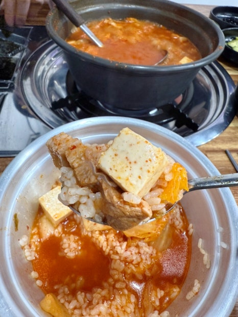 무근지김치찜.찌개 이미지