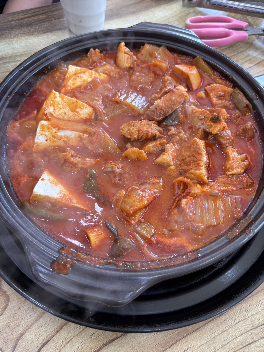 김치찜에 진심 이미지
