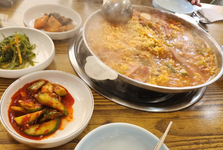 정네집부대찌개 이미지