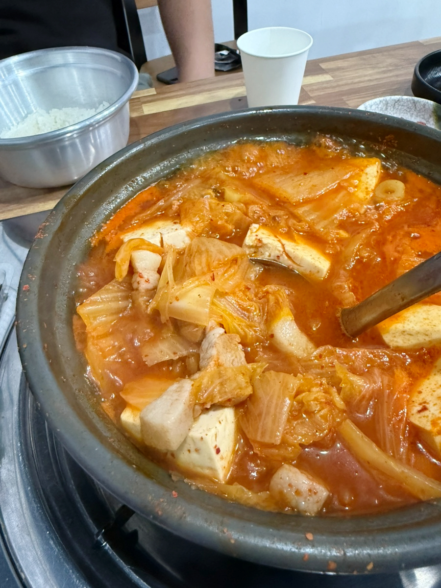 무근지김치찜.찌개 이미지