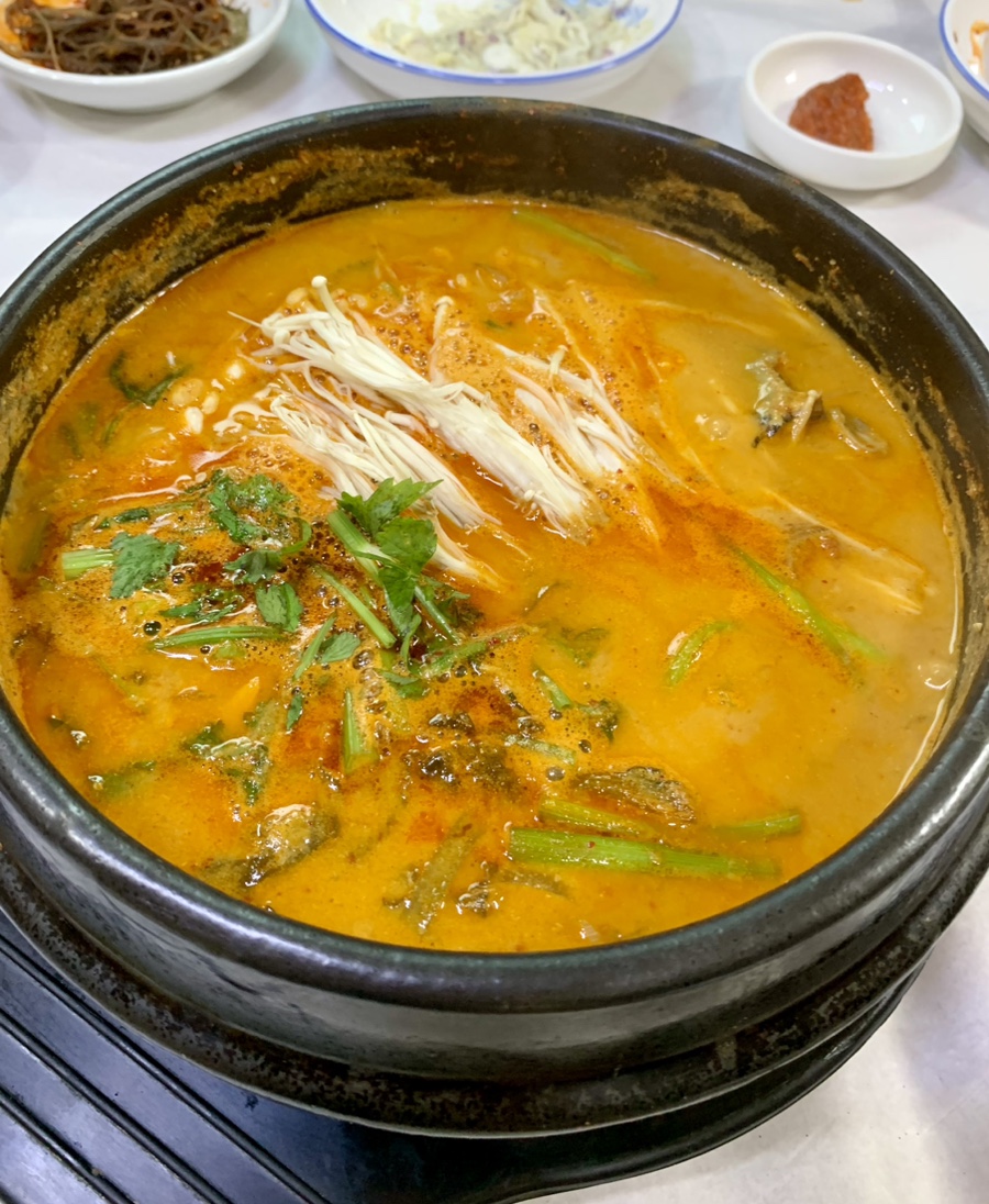 압록매운탕 이미지