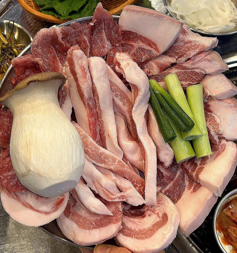 한판뒷고기 이미지