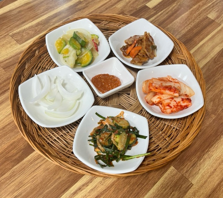 연일소문난닭개장 이미지