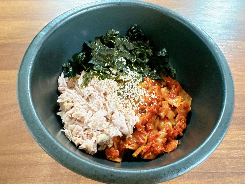 동네수육국밥 이미지