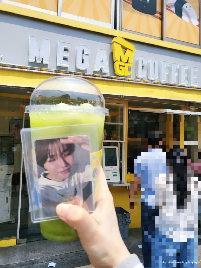 메가MGC커피 종로3가역사거리점 사진 6