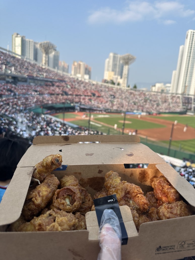 교촌치킨 사직1호점 이미지